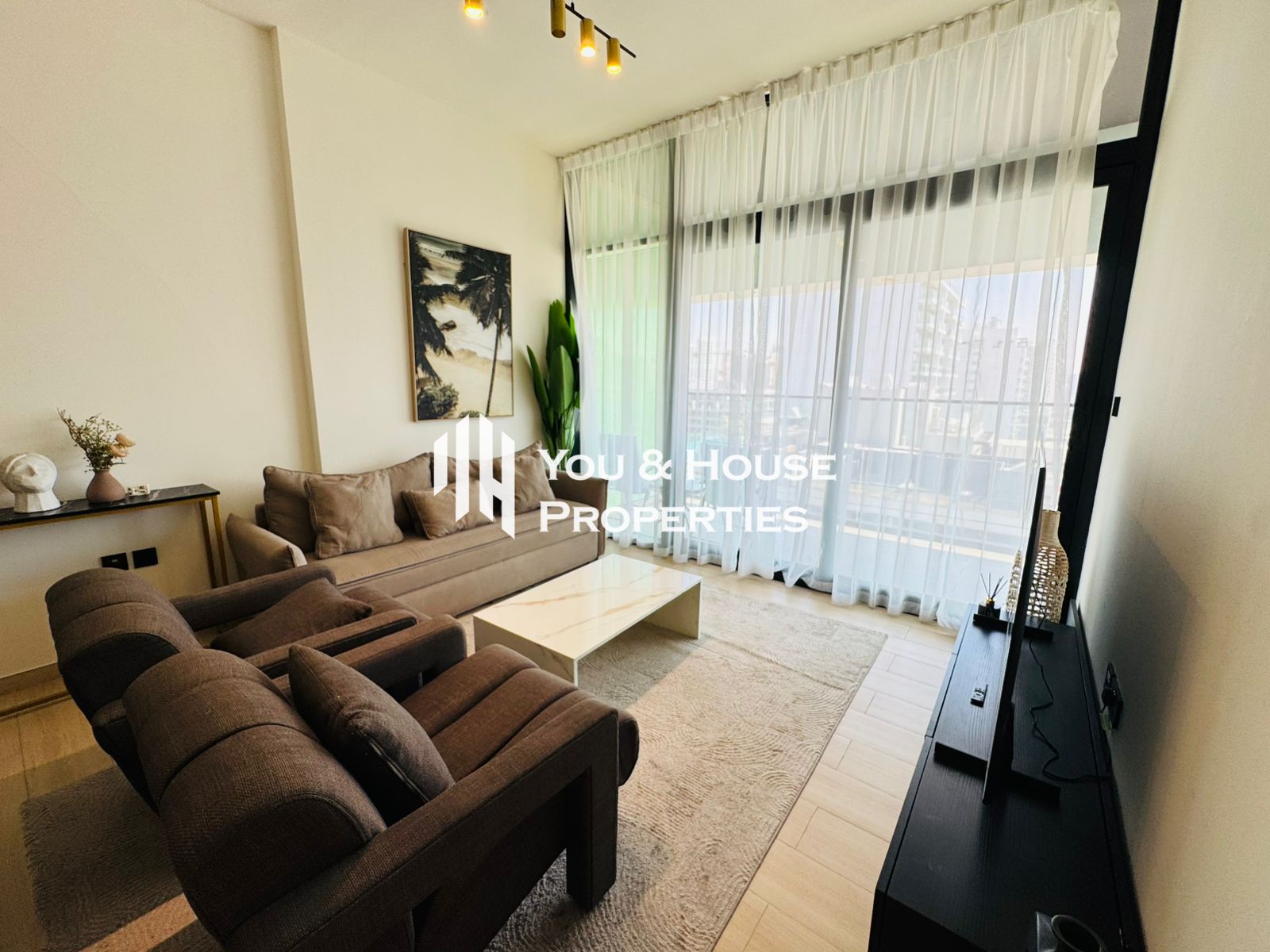 Stylish Furnished 2 Bedroom | Separate Kitchen I Brand New Furniture