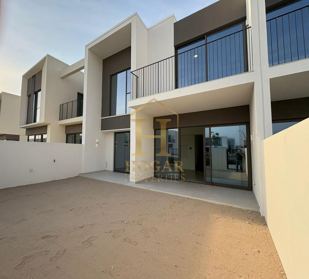 Prime Location | Ready to move| Brand New