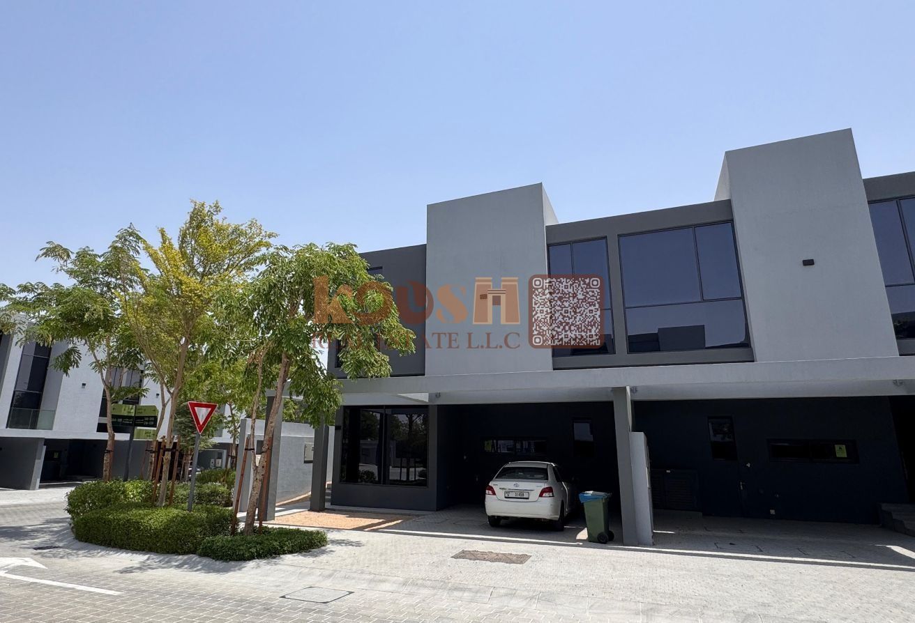 Luxury Corner 3BR Master Townhouse in Masaar