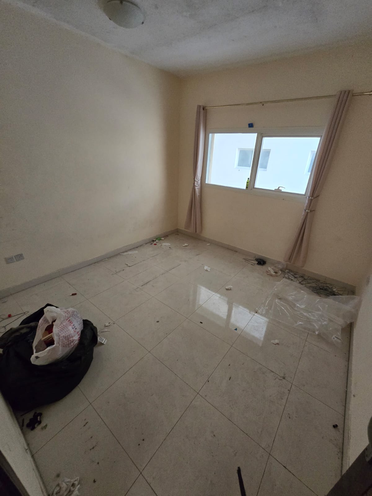 Two bedrooms and a living room, 2 bathrooms, security check. One month free. Free parking. Al Majaz 3, excellent location, close to all services