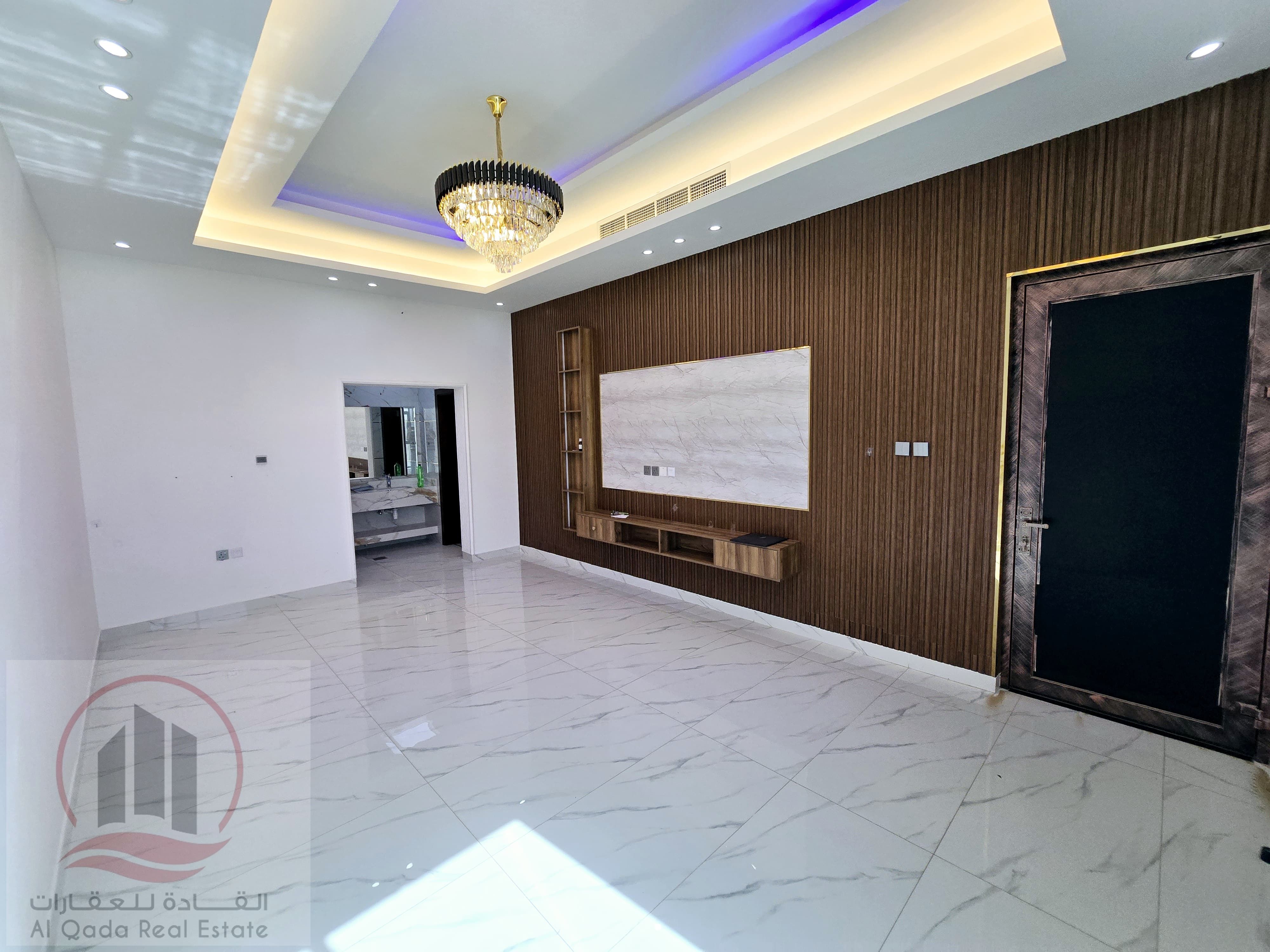 A distinctive villa for annual rent in Al-Haliou 2, with 5 rooms.