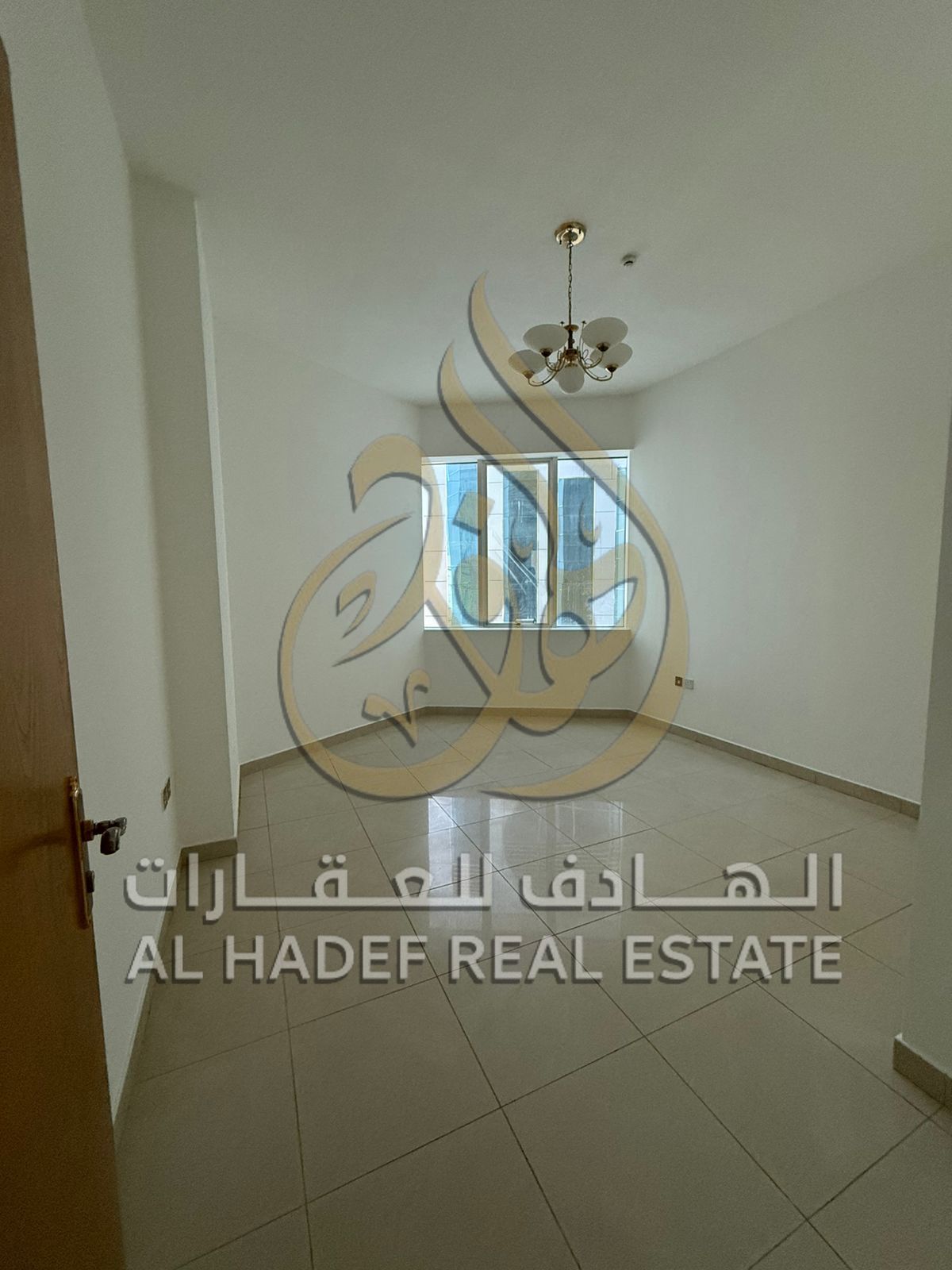 uilt-in Wardrobes | 4 Cheques | Near Al Baik & Al Laffah | Al Taawun