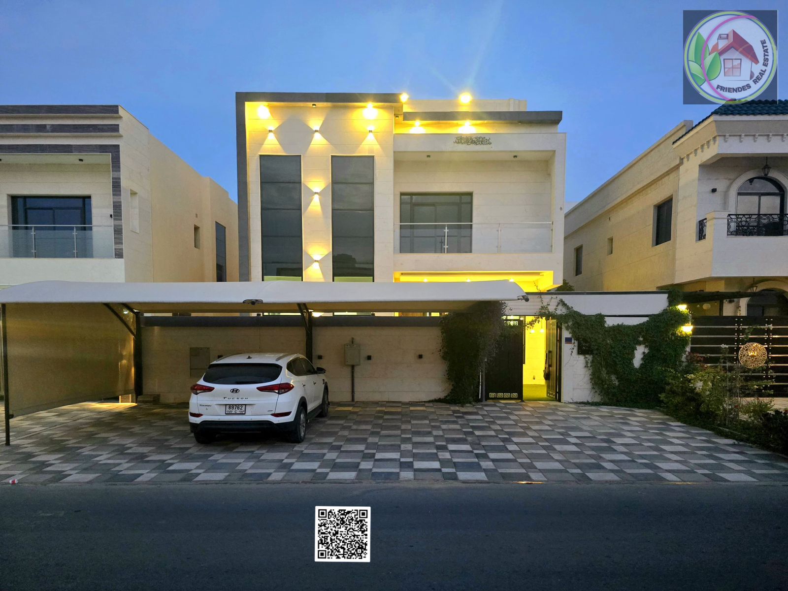Ready-to-move-in villa - at an attractive price - including electricity, water, and air conditioning - ground floor, first floor, and roof - main street - very prime location