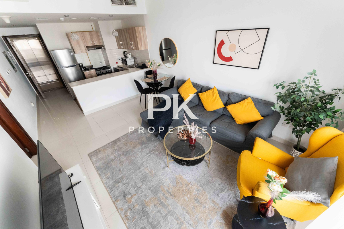 Upgraded | Fully Furnished | Balcony