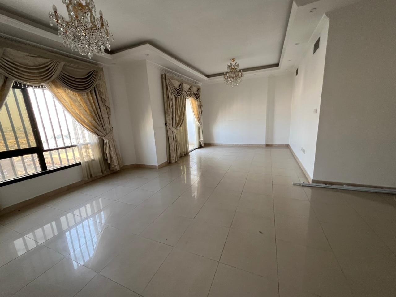 Luxury 3 bedroom & hall / Al Majaz 2 / central AC / central gas / park view / no deposit / near corniche & Al Majaz Park / close to Dubai exit