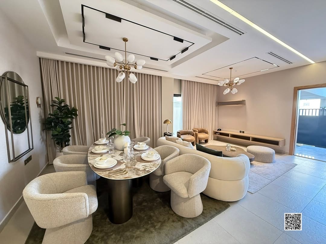 Own your dream two-story villa in Al Zahiyah, on Sheikh Mohammed Bin Zayed Road, directly from the owner with no down payment and bank financing available.