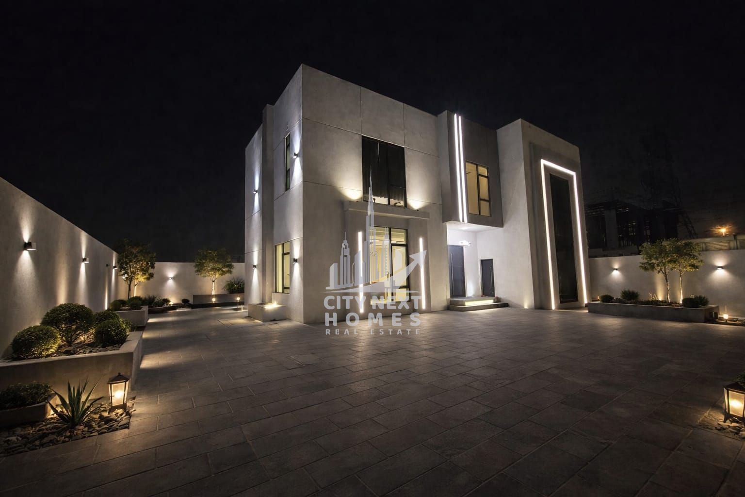 Luxury Modern 5BR Villa | Garden with maid