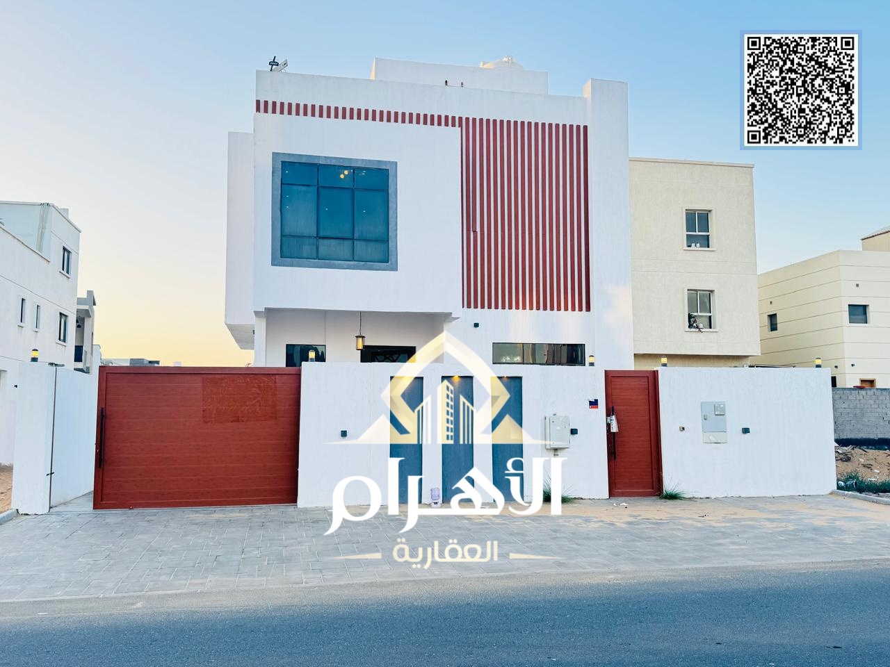 With electricity, water, and air conditioning, own your dream villa and invest in a sophisticated style in a luxurious villa in the heart of Al Zahia.