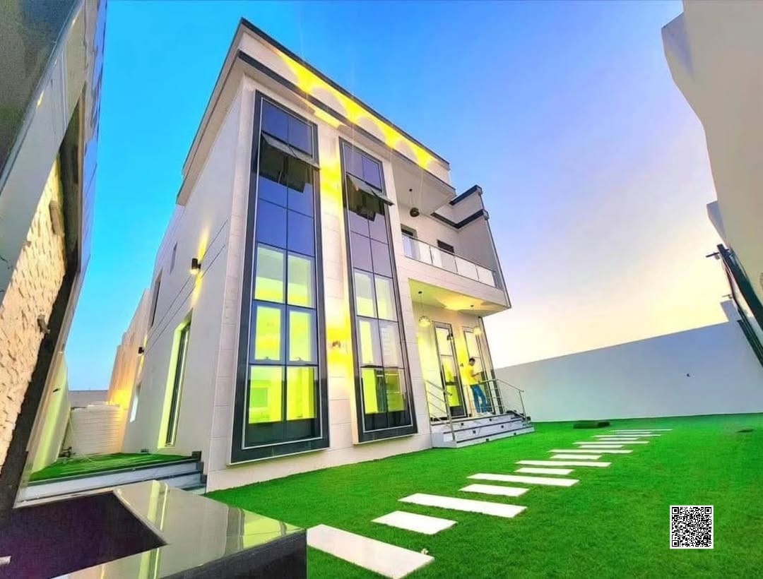 Own your dream two-story villa with a super deluxe finish in Al-Haliou 2 area, directly opposite Al-Hamidiyah Park, directly from the owner with no down payment and bank financing available.