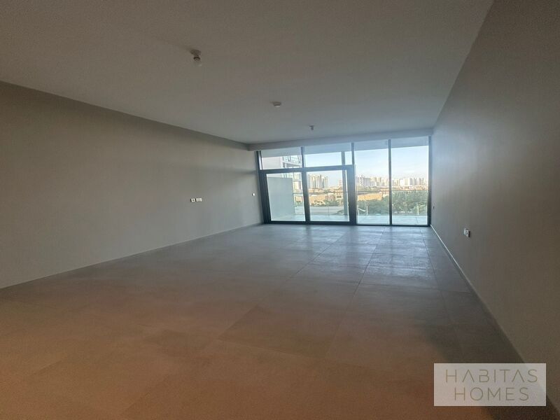 Largest 2BR Layout | Maids Room| Chiller Free