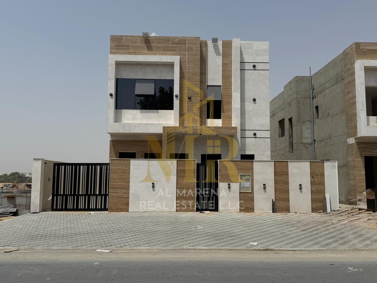 A villa for sale on the main street, ready to move into, in one of Ajman's most prestigious areas. Freehold ownership available to all nationalities w