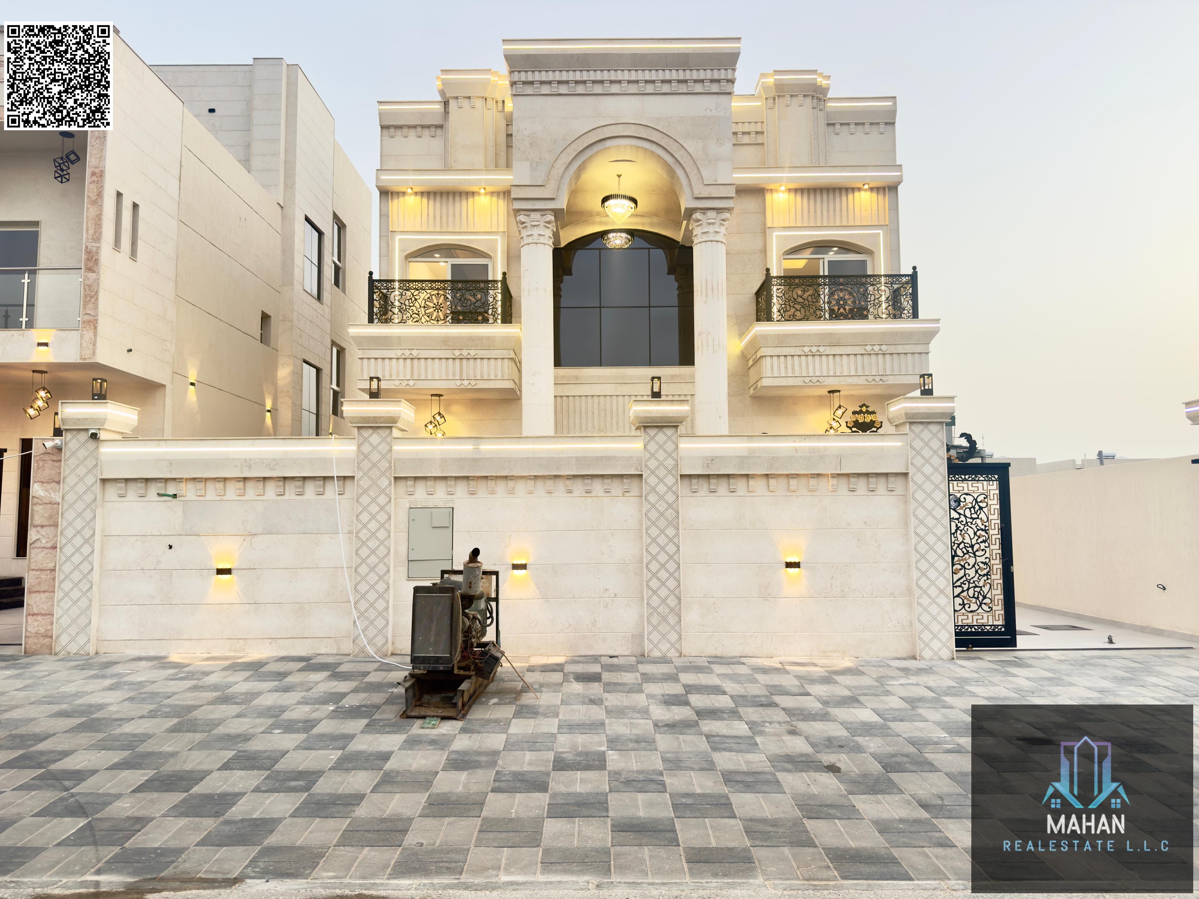 Villa with pool and roof for sale in Ajman at a bargain price. Excellent location. Freehold ownership for life for all nationalities with the possibil
