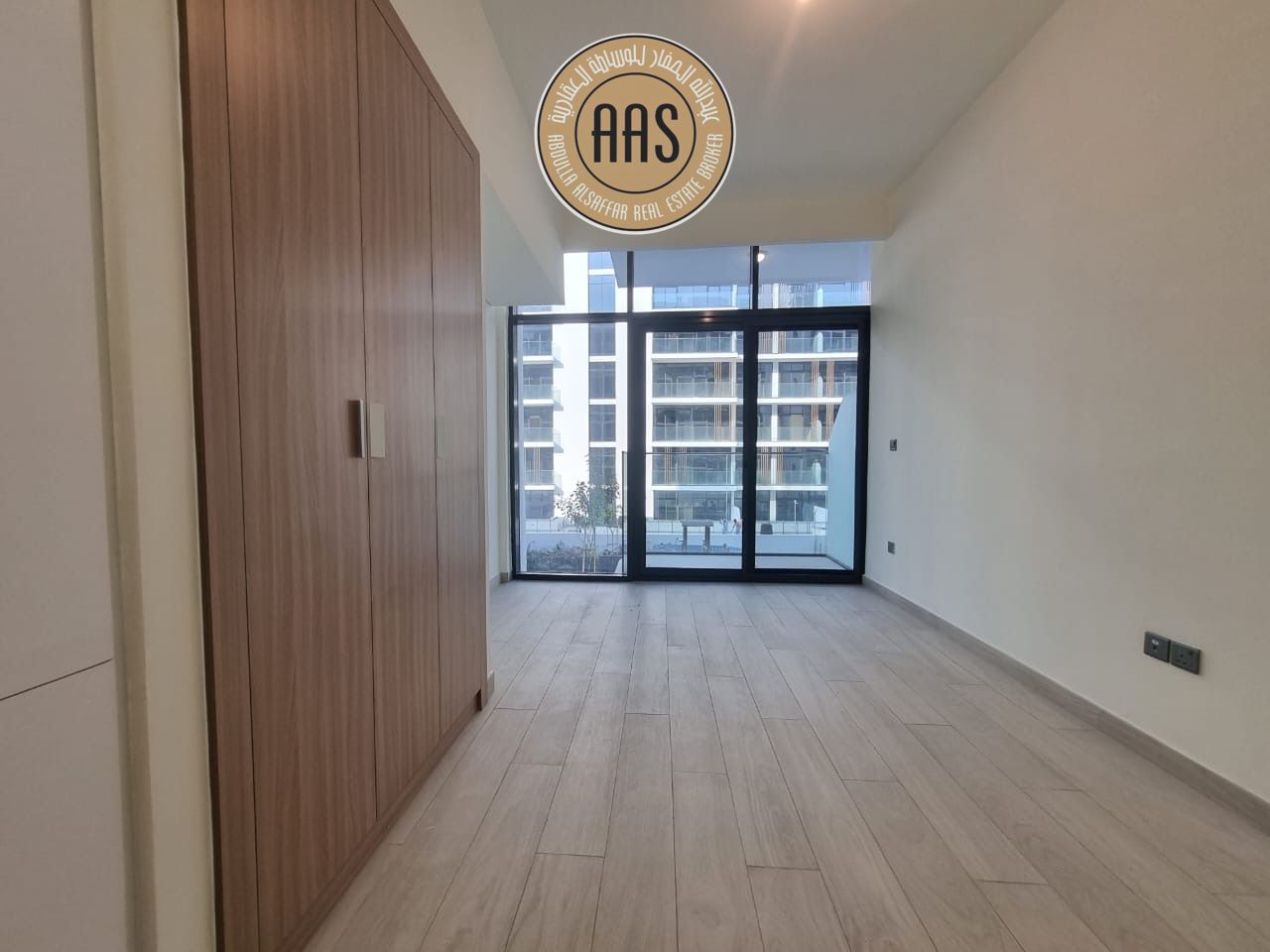 Spacious studio apartment available with burj Khalifa view only in 52k