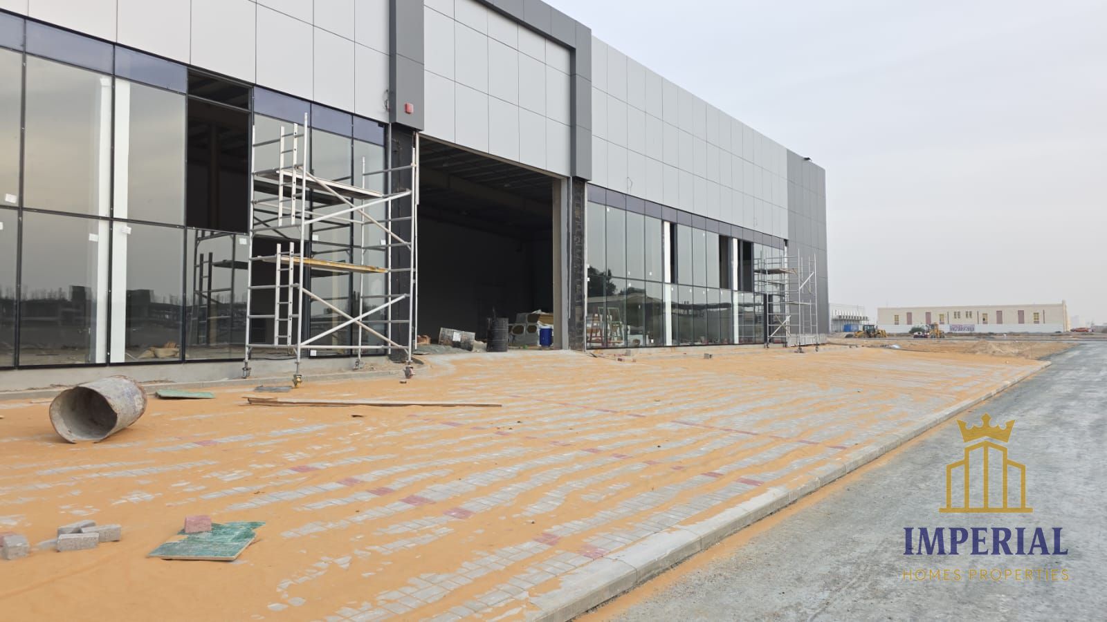 75,000 sq ft exhibition space with 650 kW of electricity