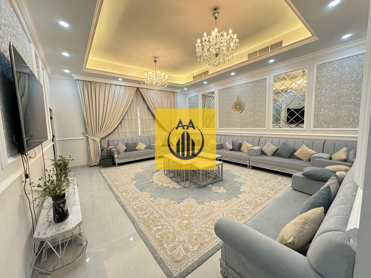 Huge villa for rent in warqaaa 4