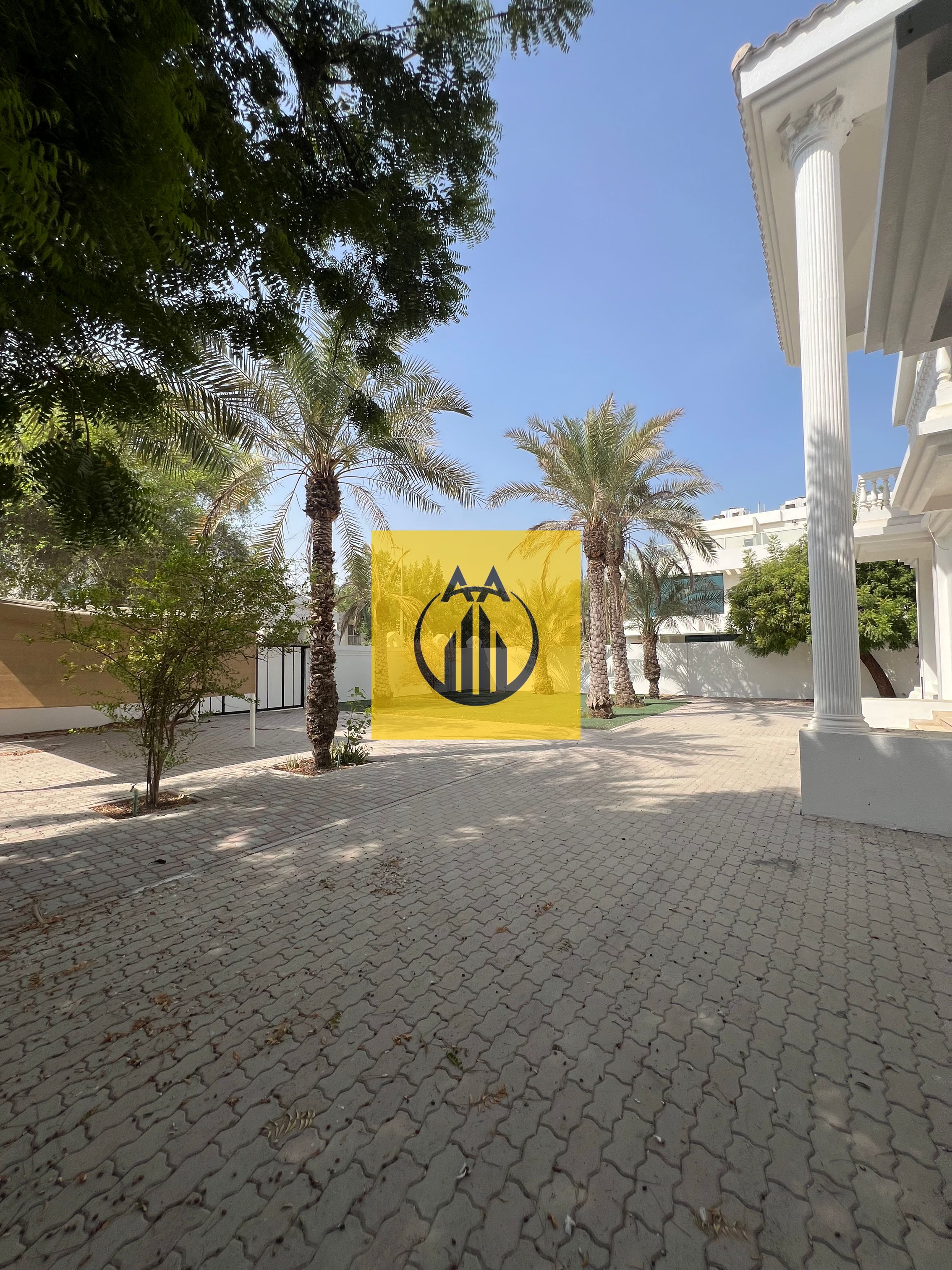 Villa for rent in mirdif 5 master bedroom + maid