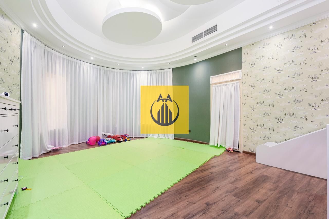 Villa for rent in al mizhar 3 6 master bedrooms +majlis + hall