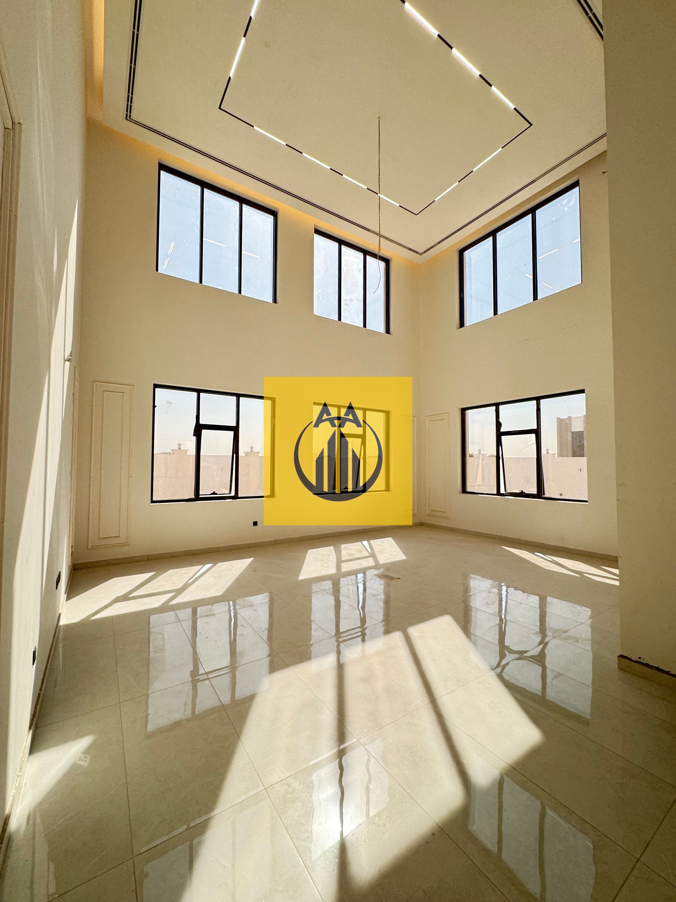 Villa for rent in al athbah 4 master bedrooms+ big hall