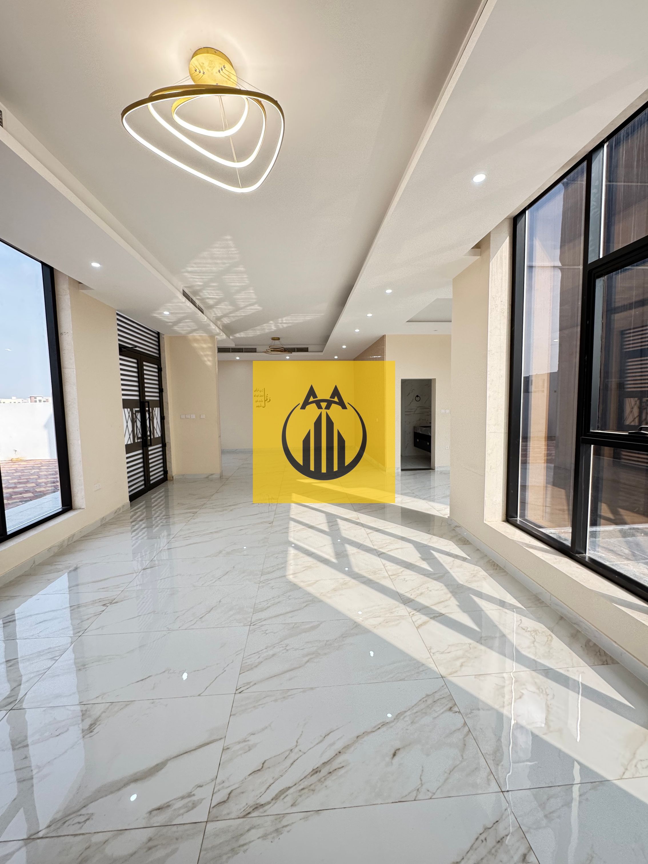 Villa for rent in al athbah 5 master bedrooms + hall