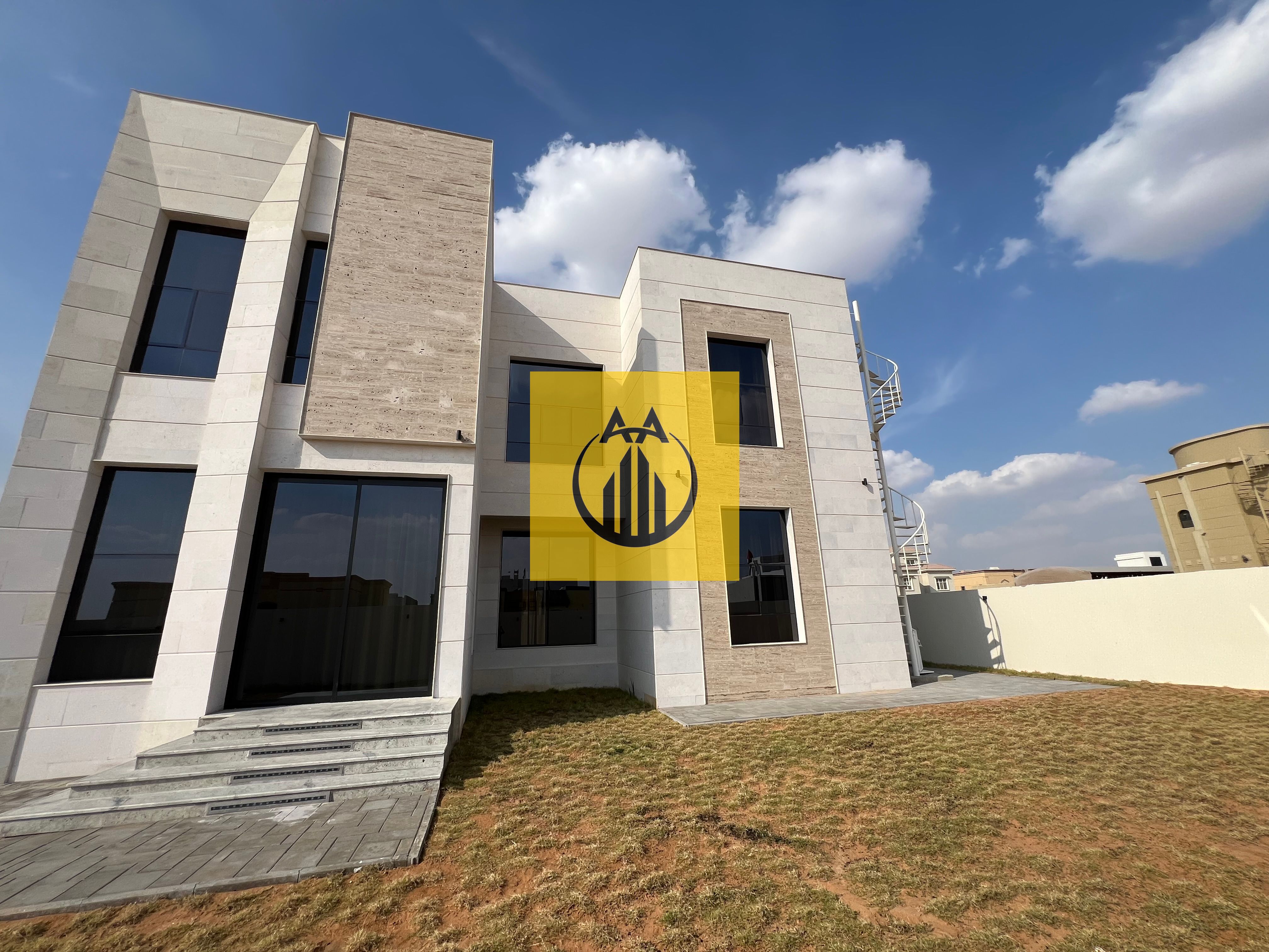 Luxury villa for rent in Al Awir area 5 master + maid