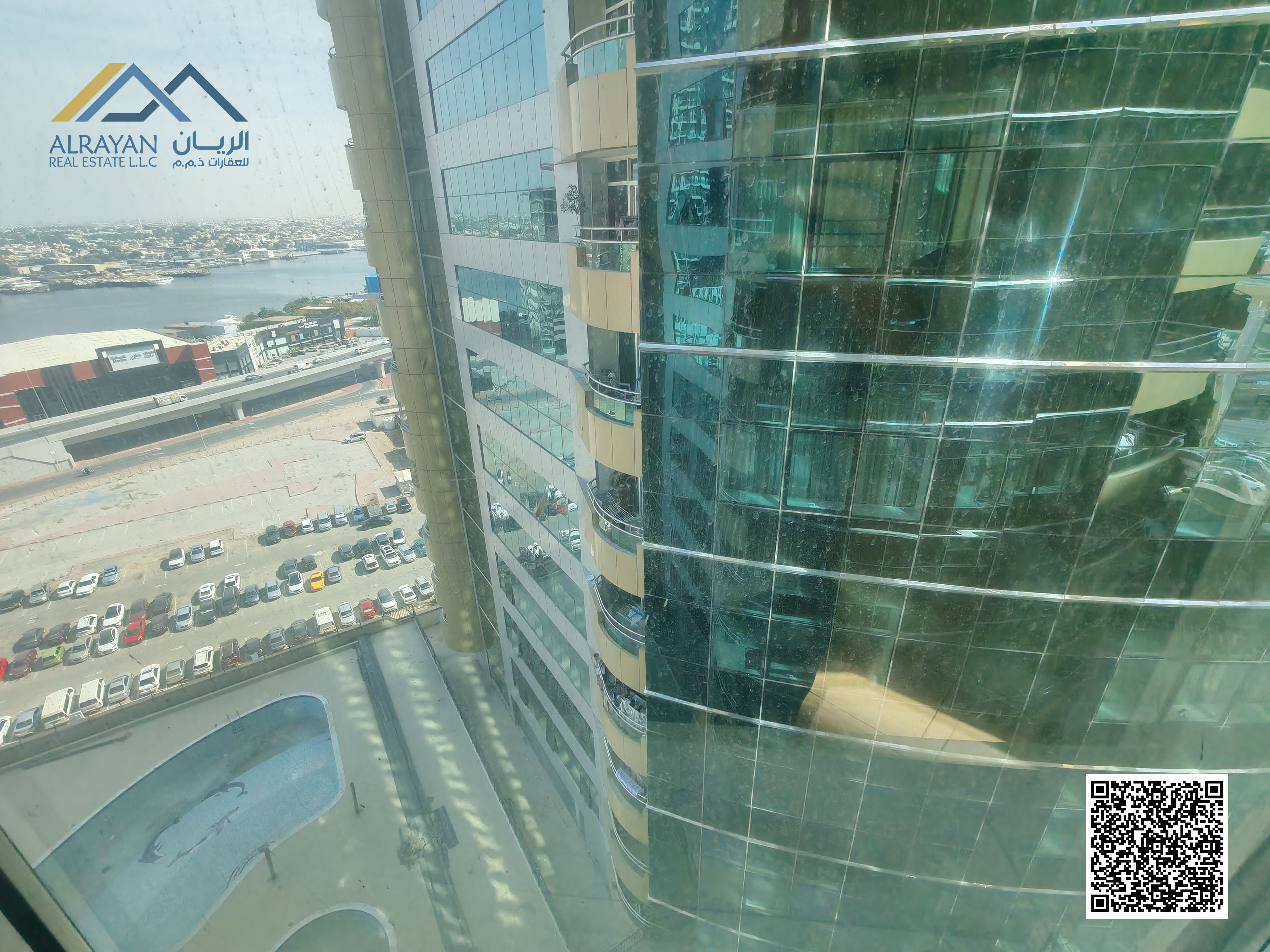 Special Opportunity with Creek View and 100% Freehold in Horizon Towers