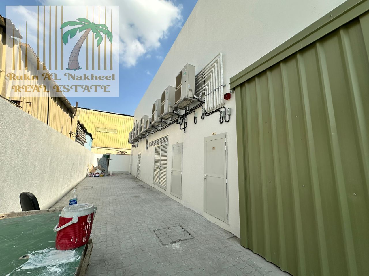 warehouse for rent in prime location /sharjah dubai border