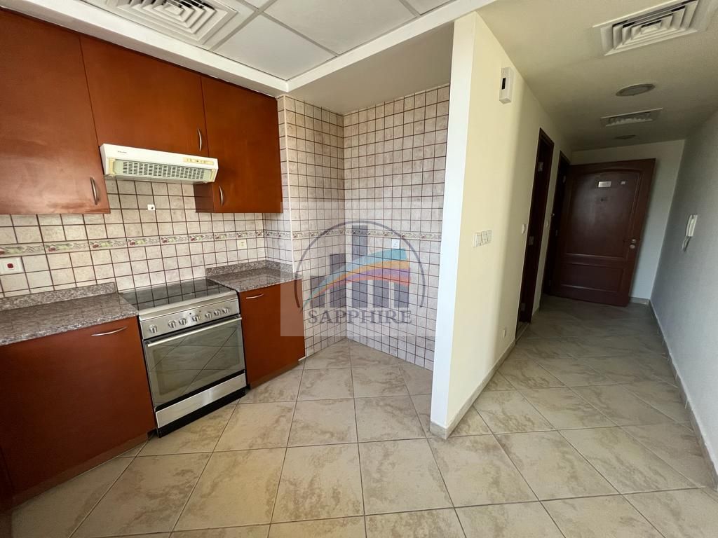 Spacious 1Bedroom | Well Maintained | Vacant