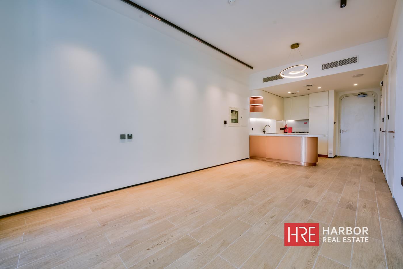 Move-in Ready | Brand New | Near to Exit | Modern