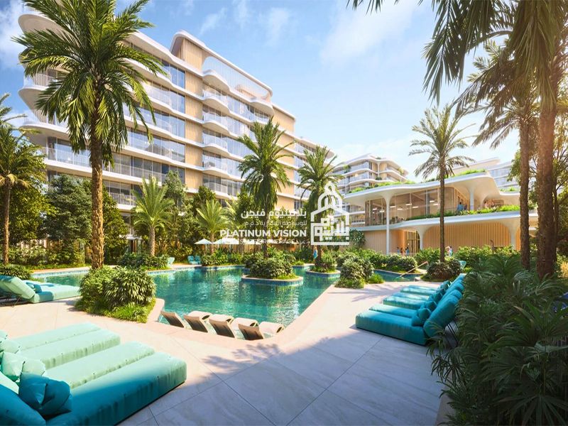 MID-FLOOR | Beach Access | Luxurious 1BR+Balcony | Prime Location