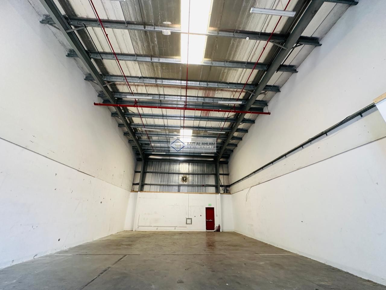 2100 Sqft Warehouse For rent industrial area 17 ,Sharjah