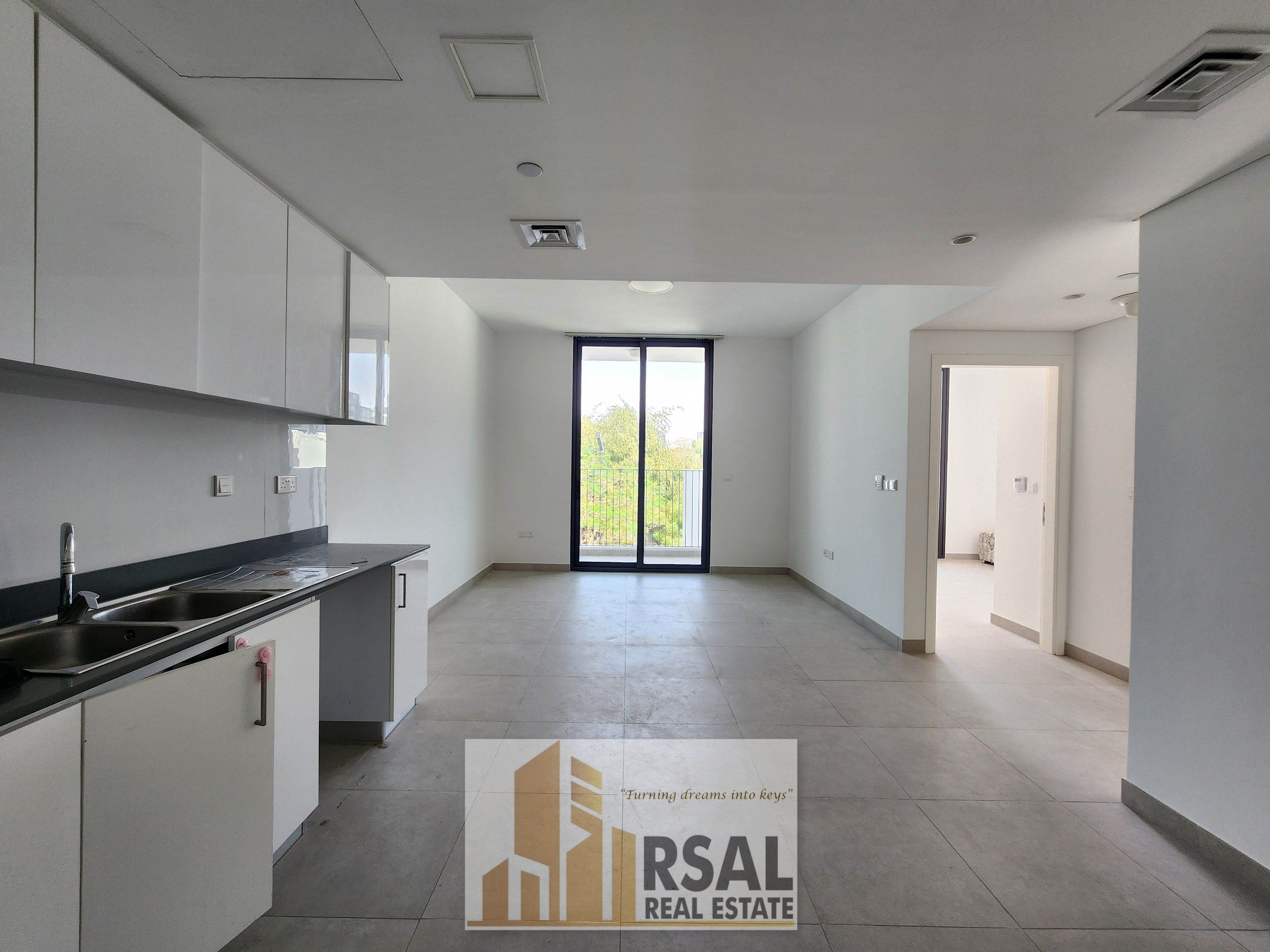 Hott Offer|Spacious 2BHK With Huge Size Terrace|Free Amenatise