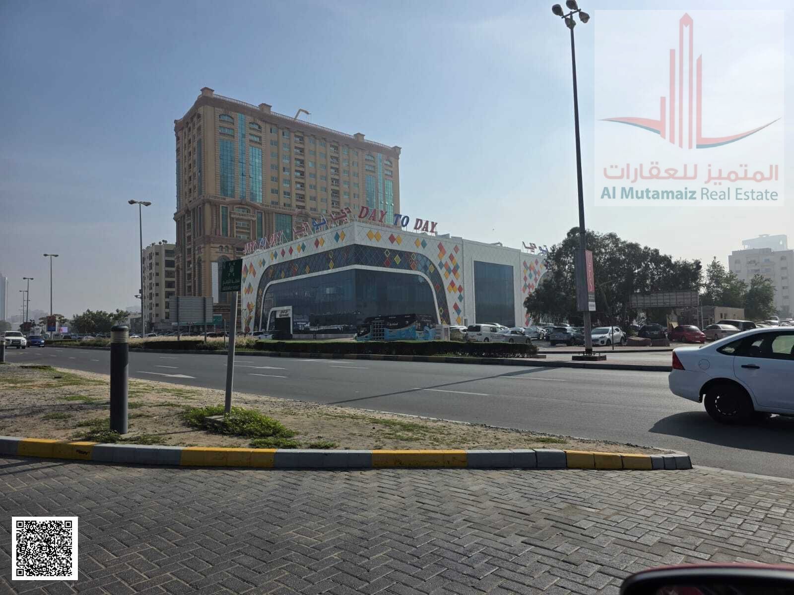 FOR SALE COMMERCIAL PLOT PRIME LOCATION MAIN ROAD G+16 FLOORS