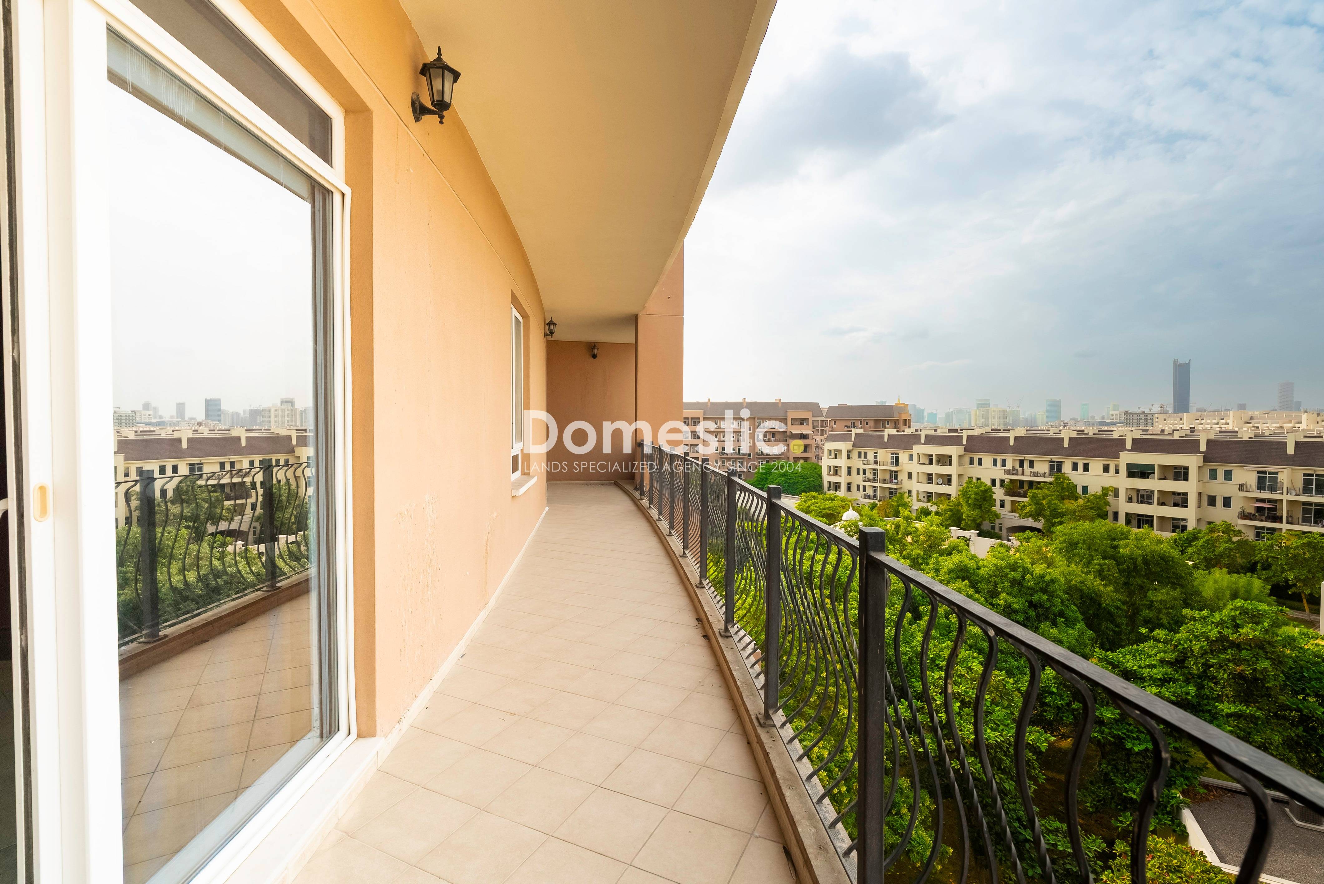 Exclusive | 2 BED | VACANT | BEST Deal In Uptown