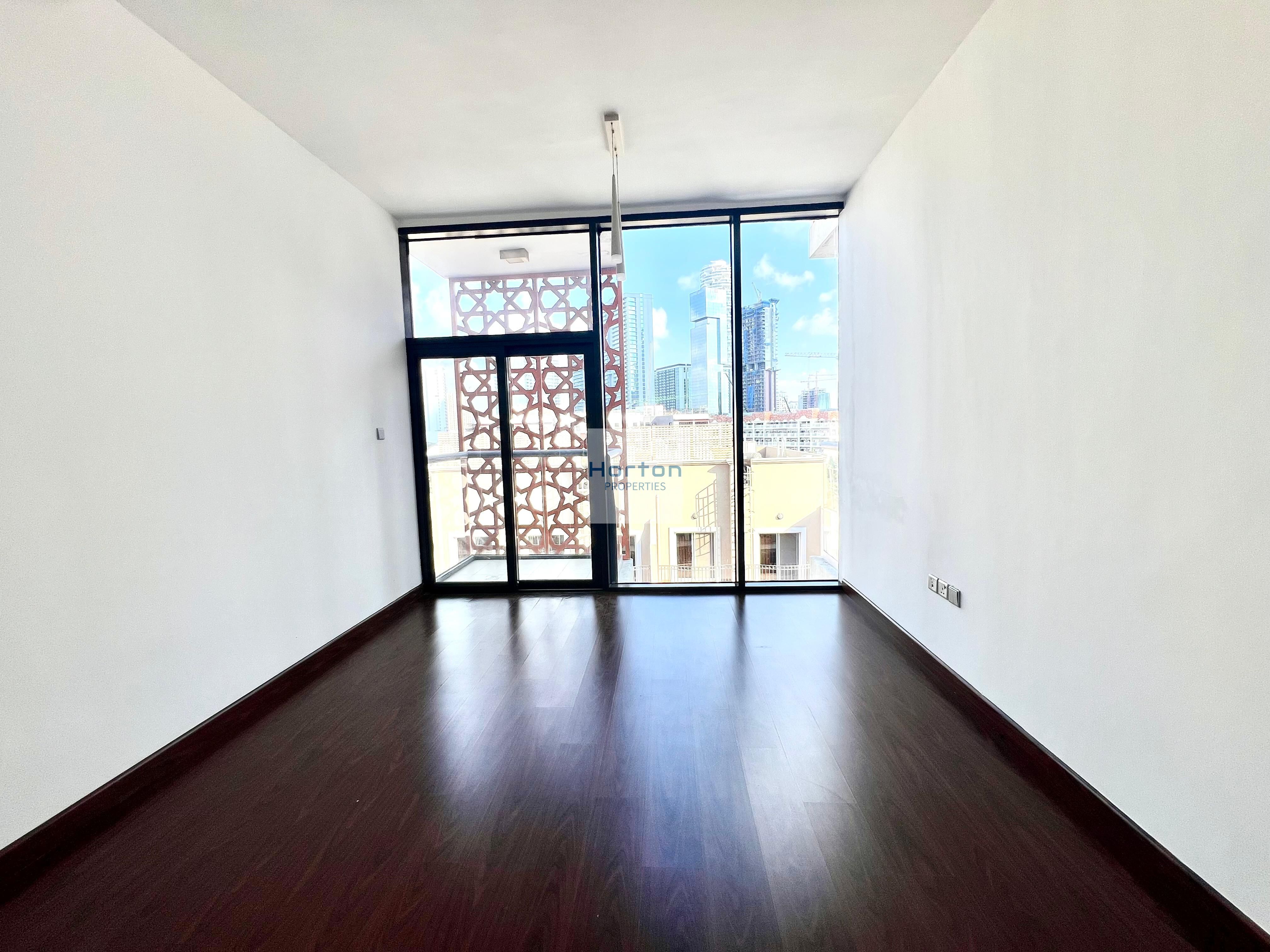 COMMUNITY VIEW I 2ND FLOOR I PRIME LOCATION