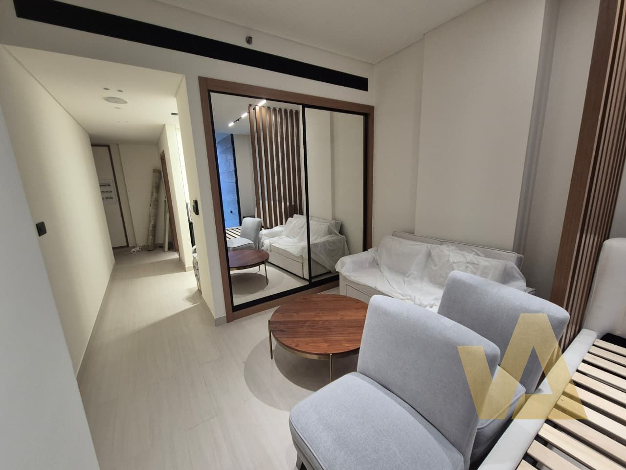 Skyline & Burj View | Private Jacuzzi | Vacant | Huge Size