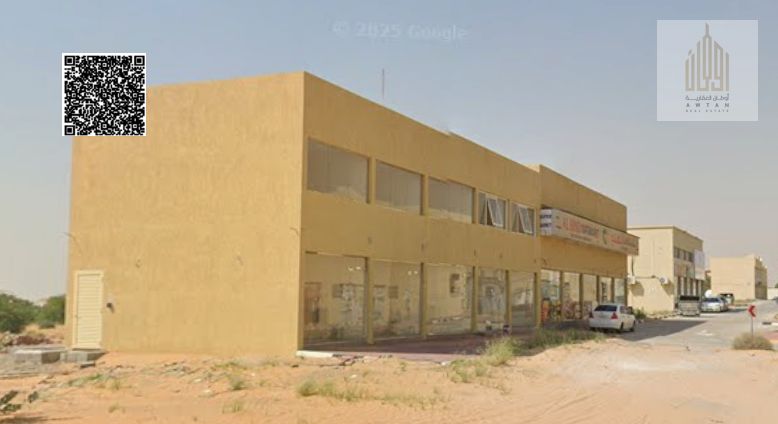 Commercial building for sale on the main street in Al-Helio