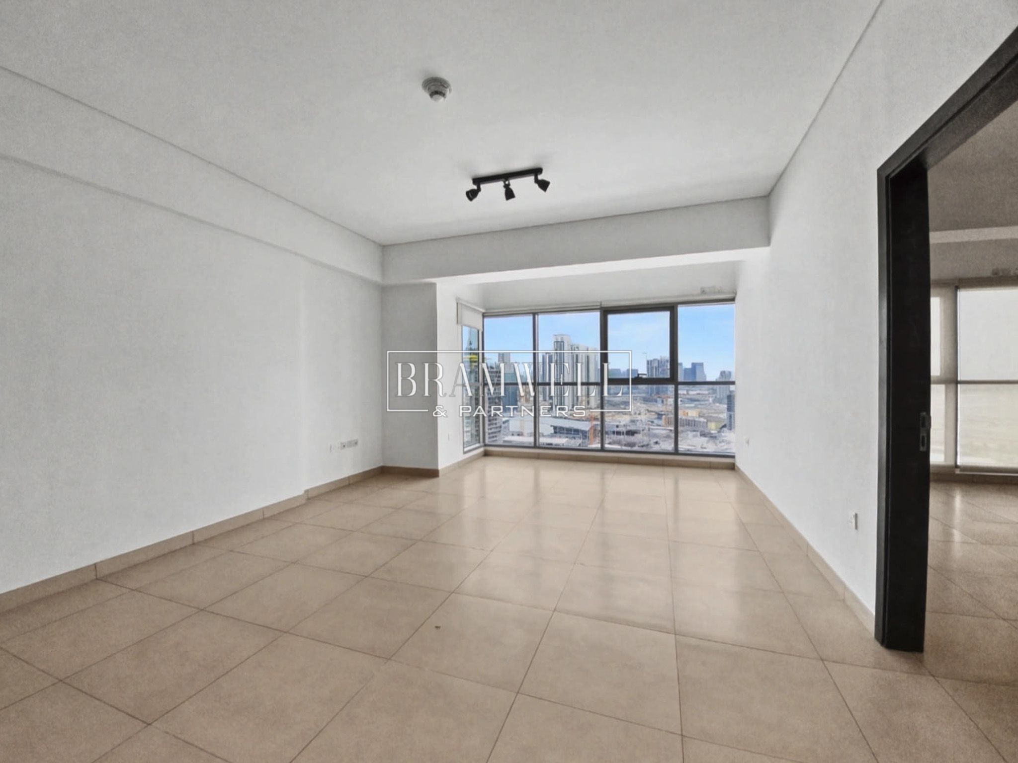 Luxurious | Elegant Finishing | Prime Area