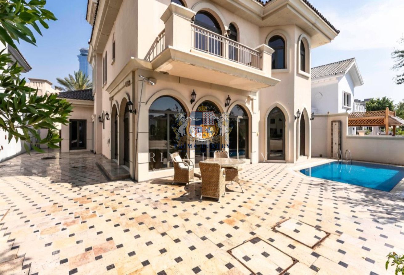Luxury and Spacious | Vacant| Furnished