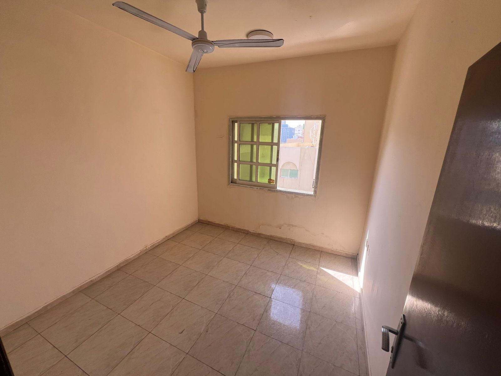 Al Nuaimiya 2 Room and Hall, next to Al Safir Mall, prime location close to all services