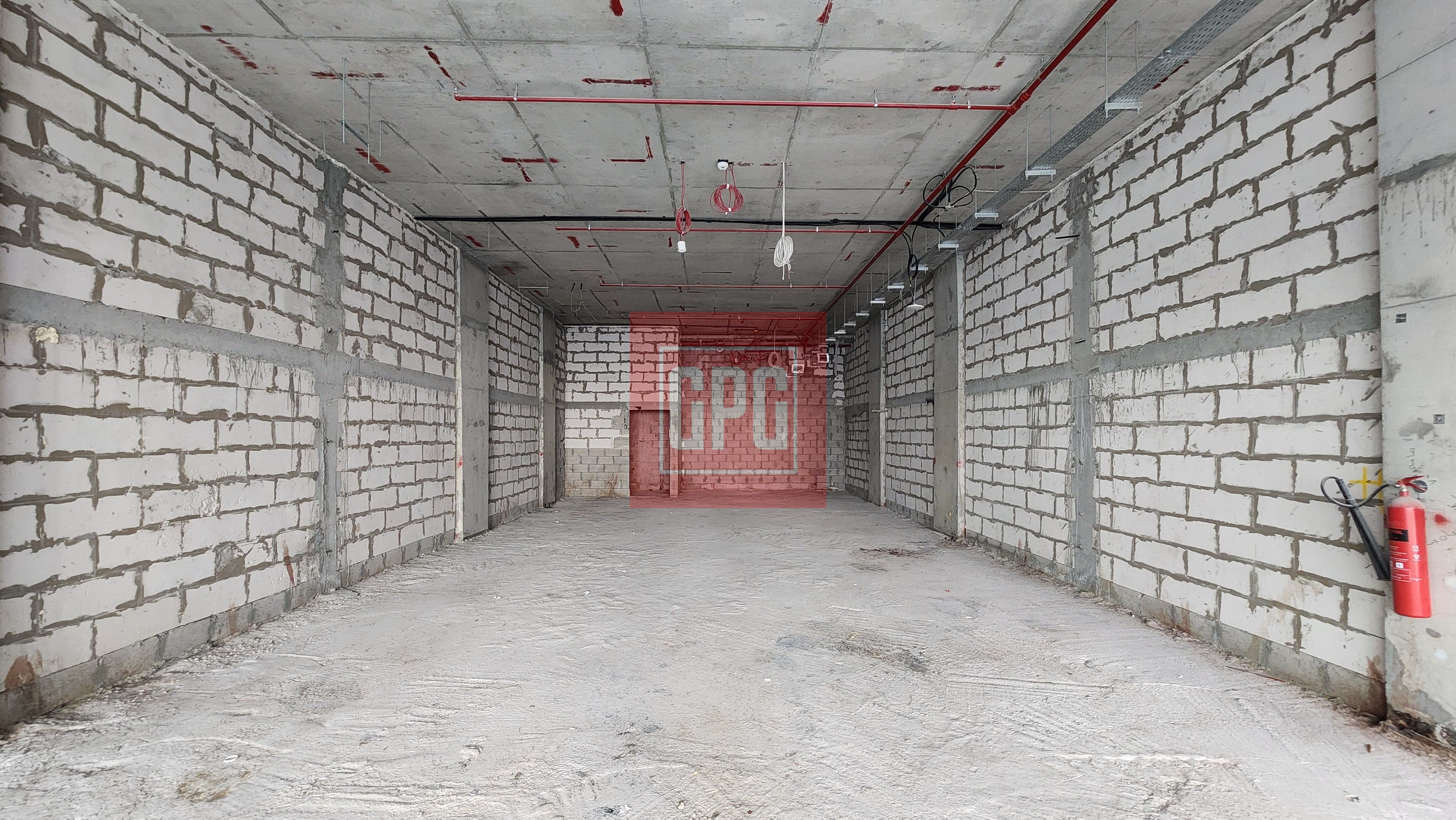 HIGH VISIBILITY FOR YOUR BUSINESS | PRIME LOCATION