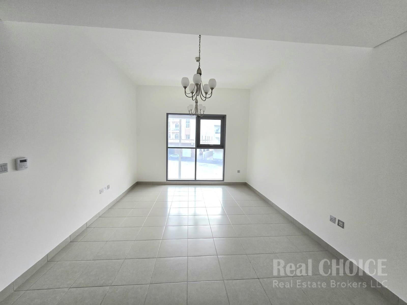 Maintenance Free | Modern | Family Only!