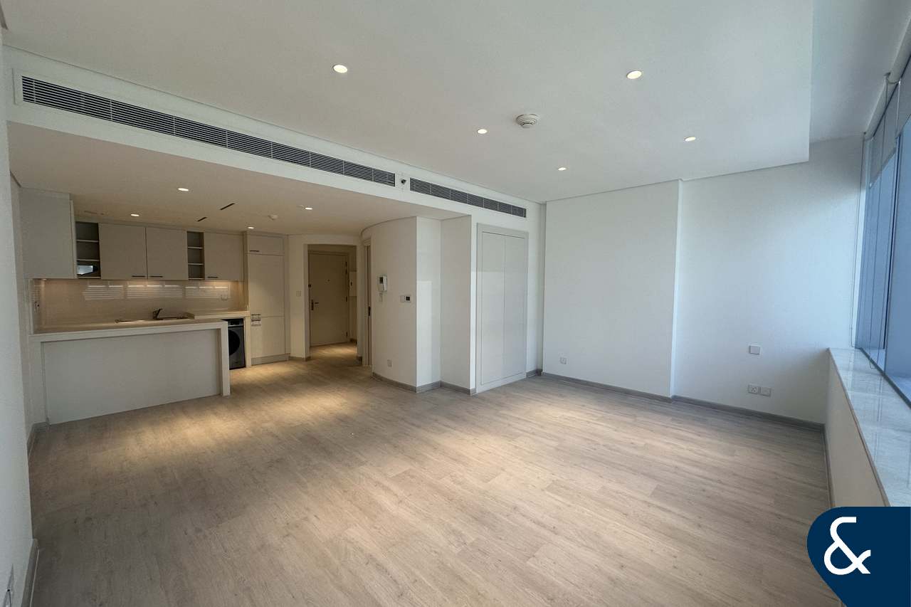 Studio | Unfurnished | Upgraded | DIFC