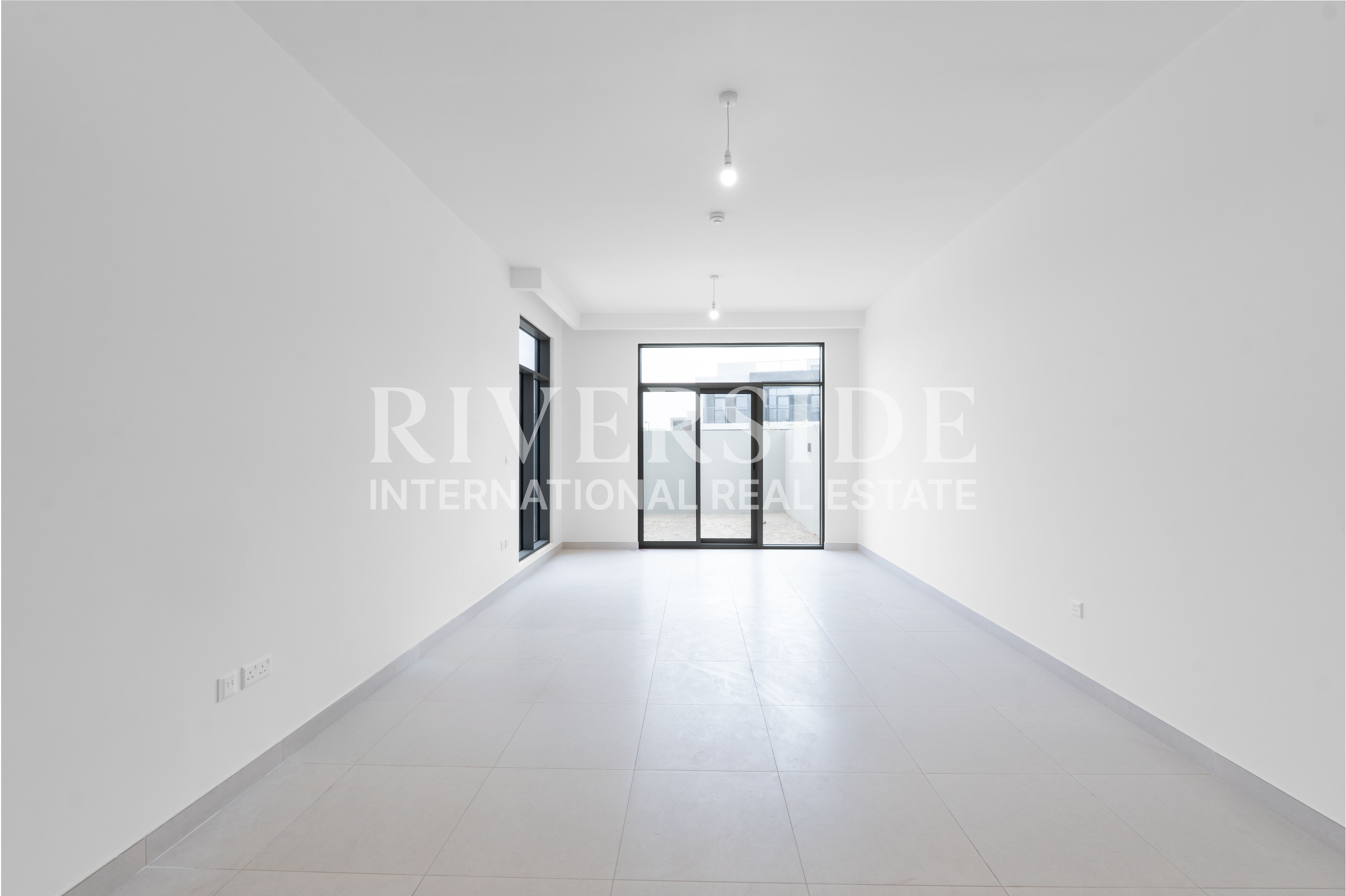 Single Row | Landscaped Gardens | Beachfront Community