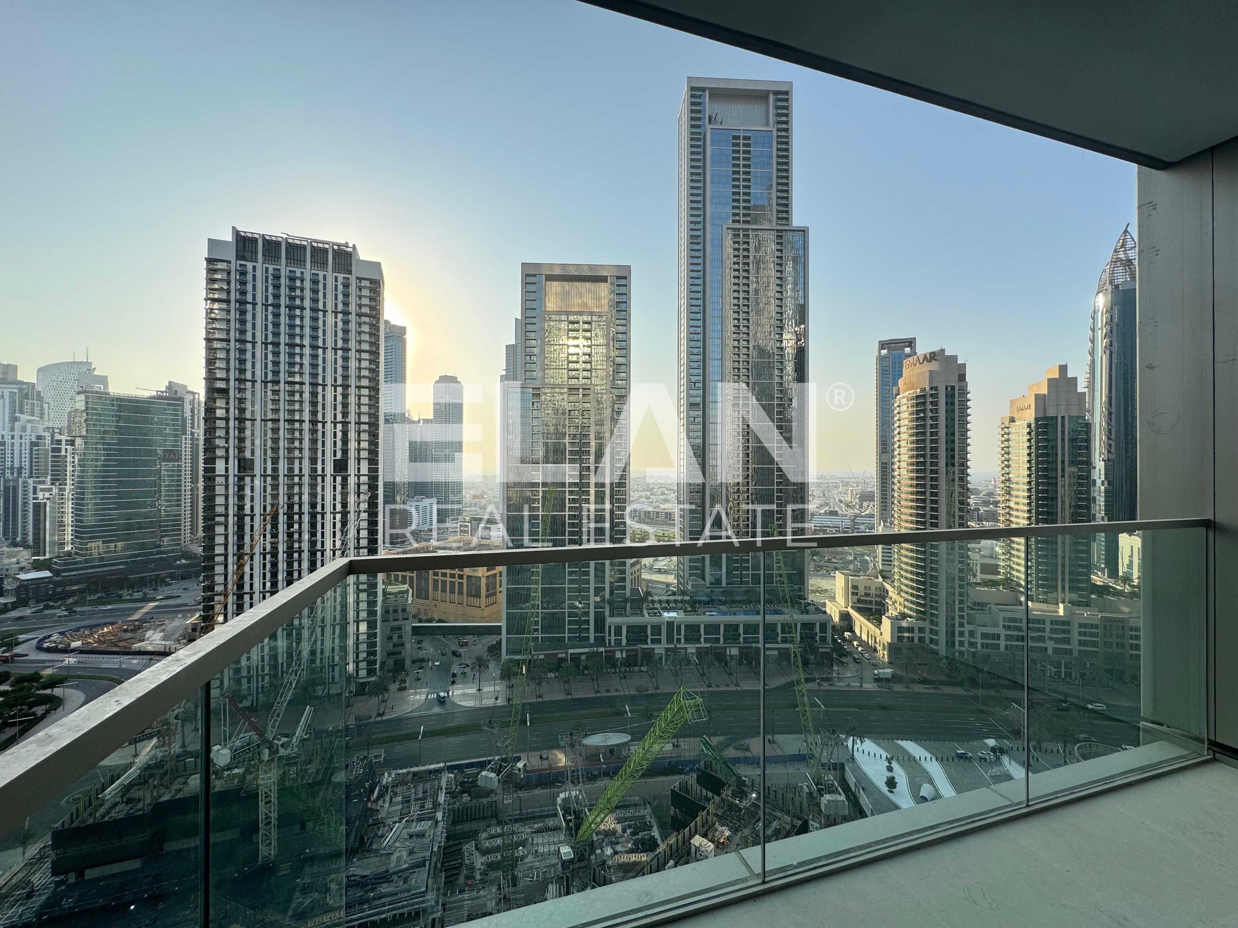 Vacant | Mid Floor | City View