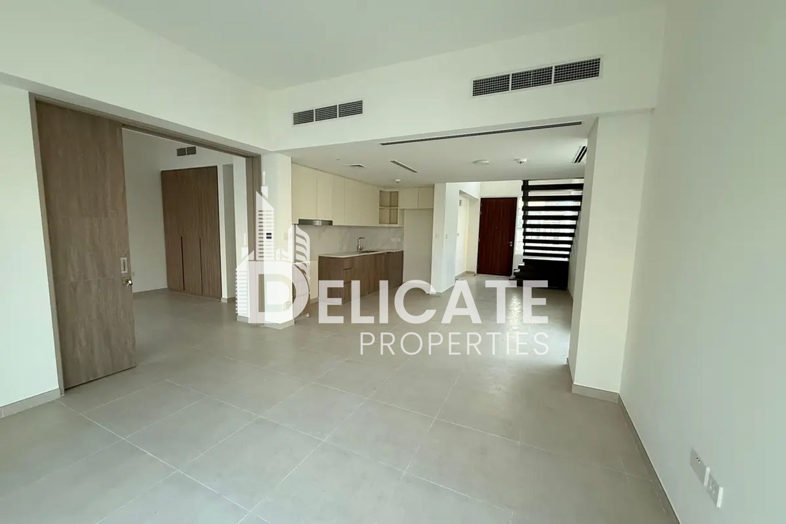 Bigger Space | Corner Unit | Vacant and Ready