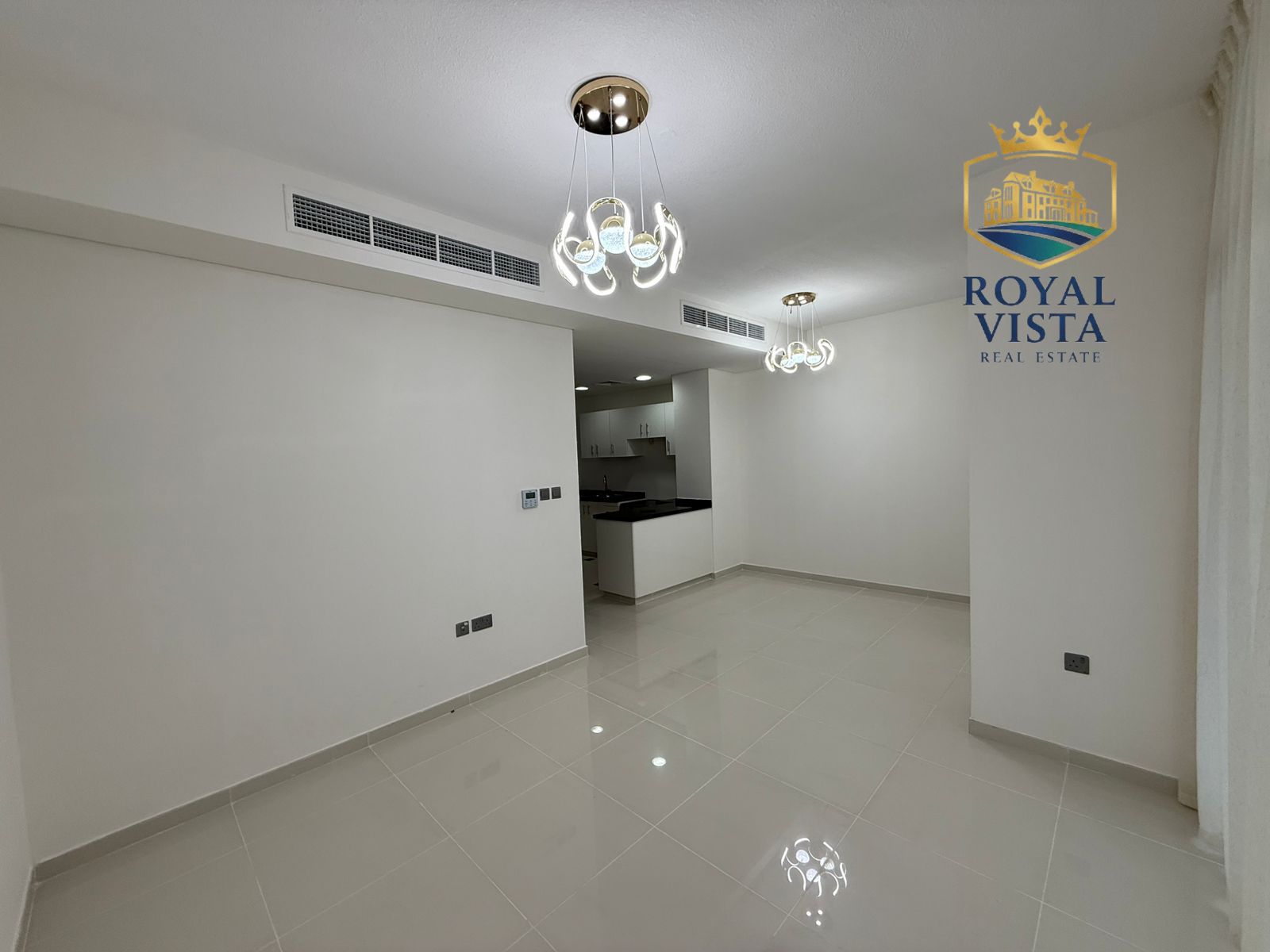 Ready to Move in Semi-furnished | 3 Bedroom Townhouse | Perfectly Price | Prime Area