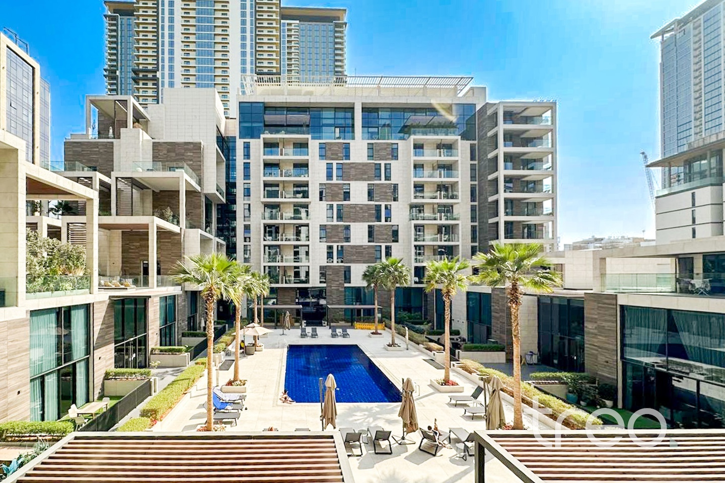Modern Apartment | Pool View | Exclusive Community