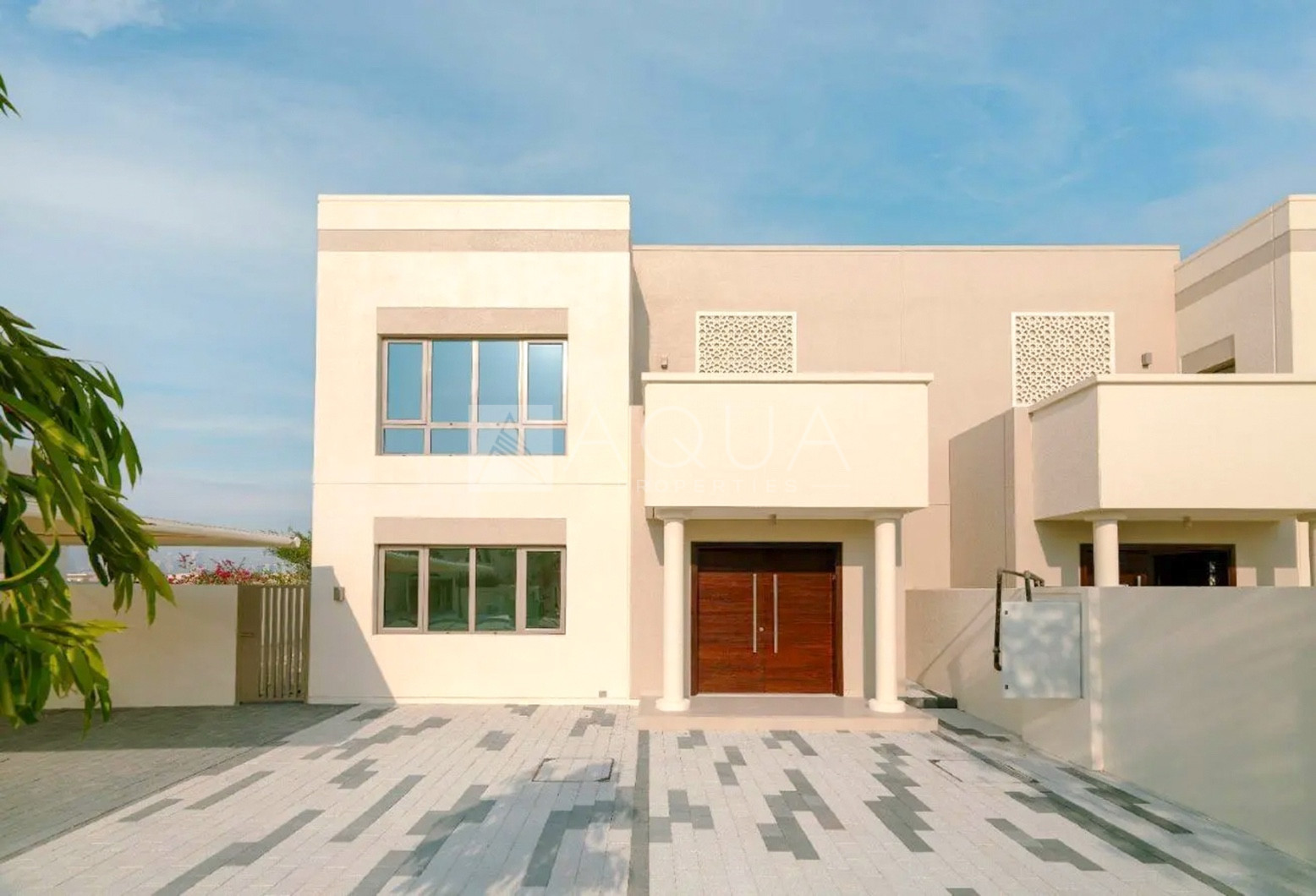 Brand New | Large Plot | Closed Kitchen