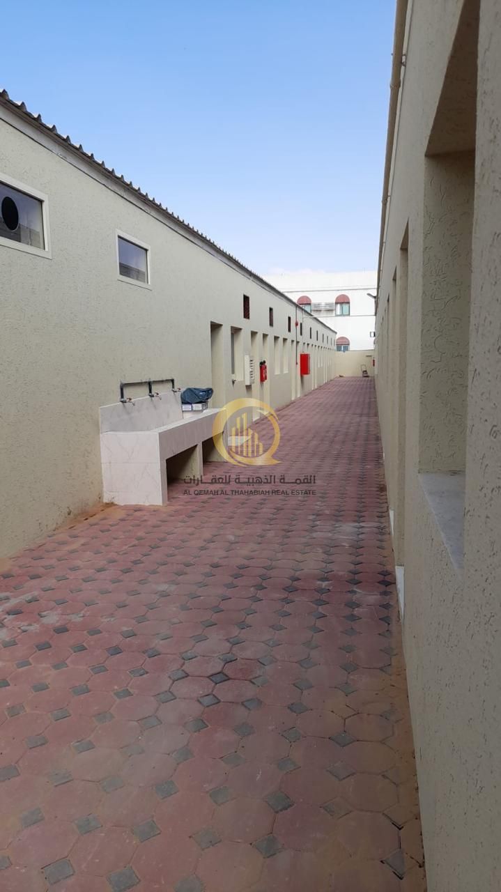 Workers' housing for sale in Al-Sajaa Industrial, Al-Sajaa For sale: a distinctive property in Old Al-Sajaa, owned by citizens and a Gulf Cooperation