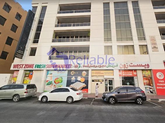 HUGE SHOWROOM FOR RENT – 9,300 SQ. FT